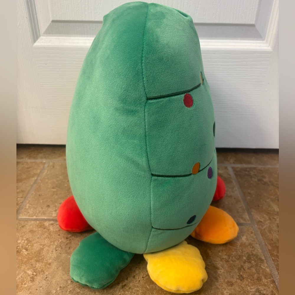 NWT 2023 Holiday Squishmallow 12” Colm the Christmas Lighted Octopus - Picture 4 of 5